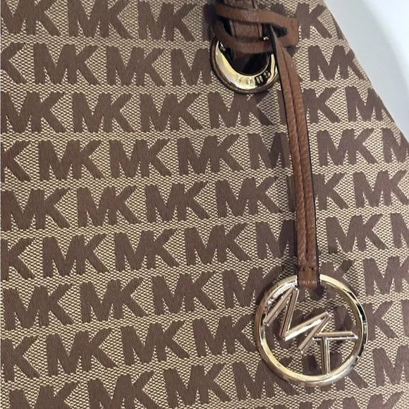 MICHAEL Michael Kors Brown Shoulder Bag with Monogram Pattern - Picture 2 of 4